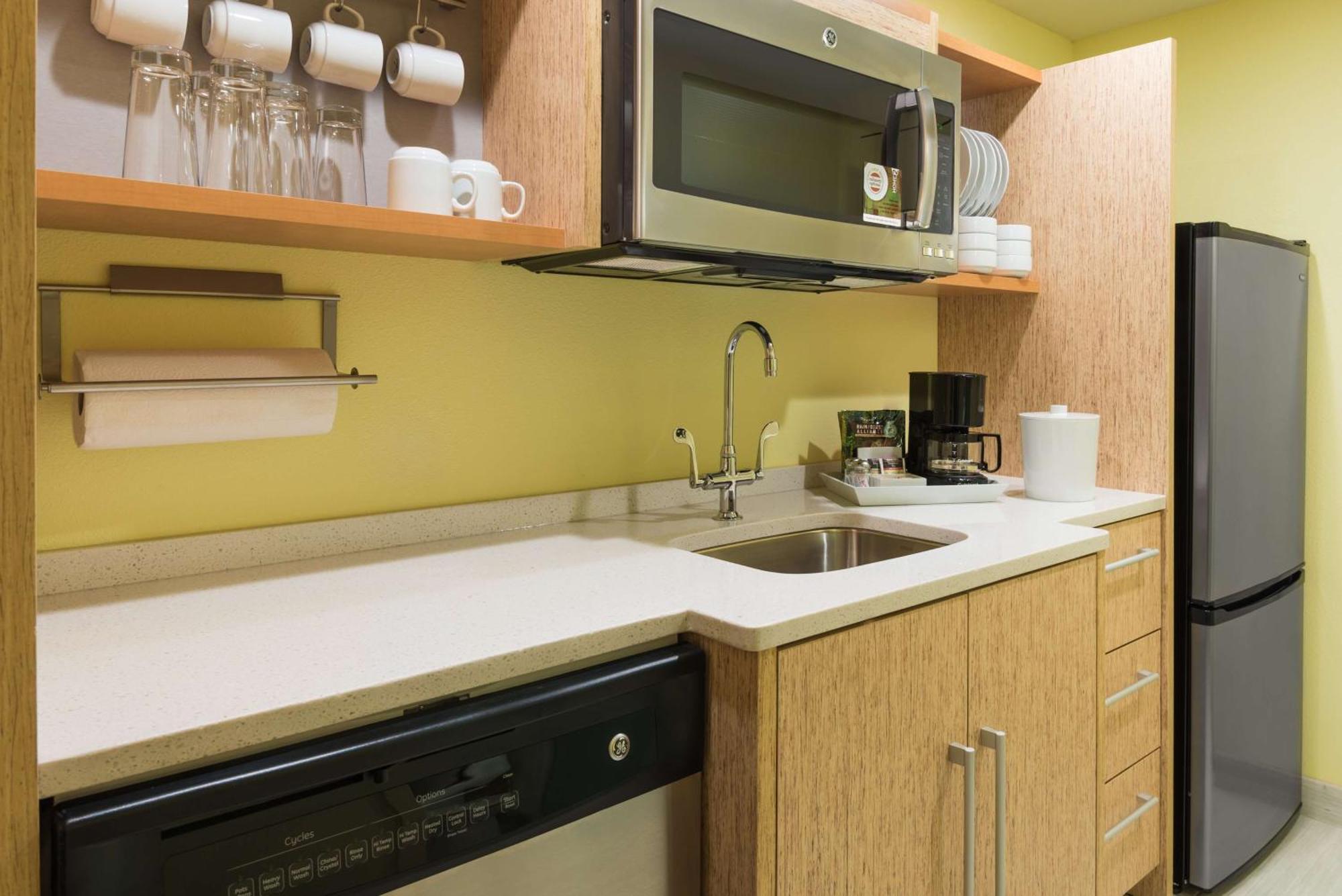 Home2 Suites By Hilton Buffalo Airport/ Galleria Mall Чиктовага Экстерьер фото