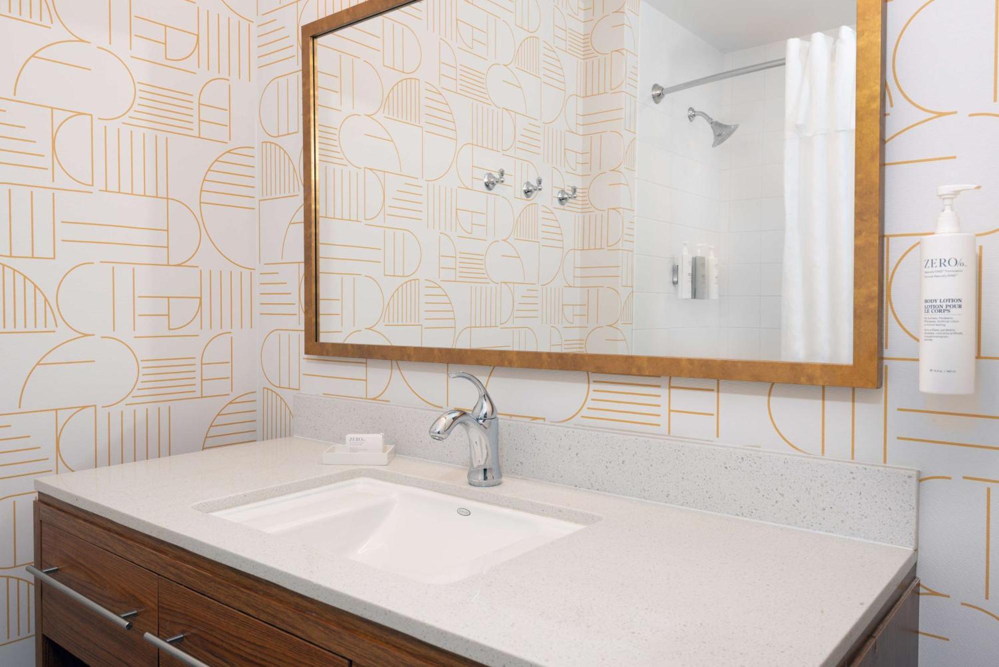 Home2 Suites By Hilton Buffalo Airport/ Galleria Mall Чиктовага Экстерьер фото