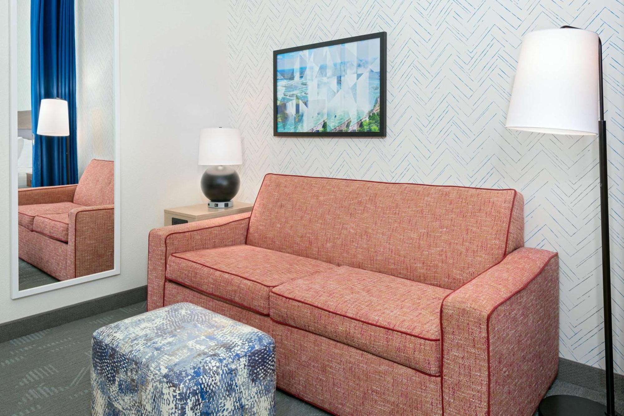 Home2 Suites By Hilton Buffalo Airport/ Galleria Mall Чиктовага Экстерьер фото