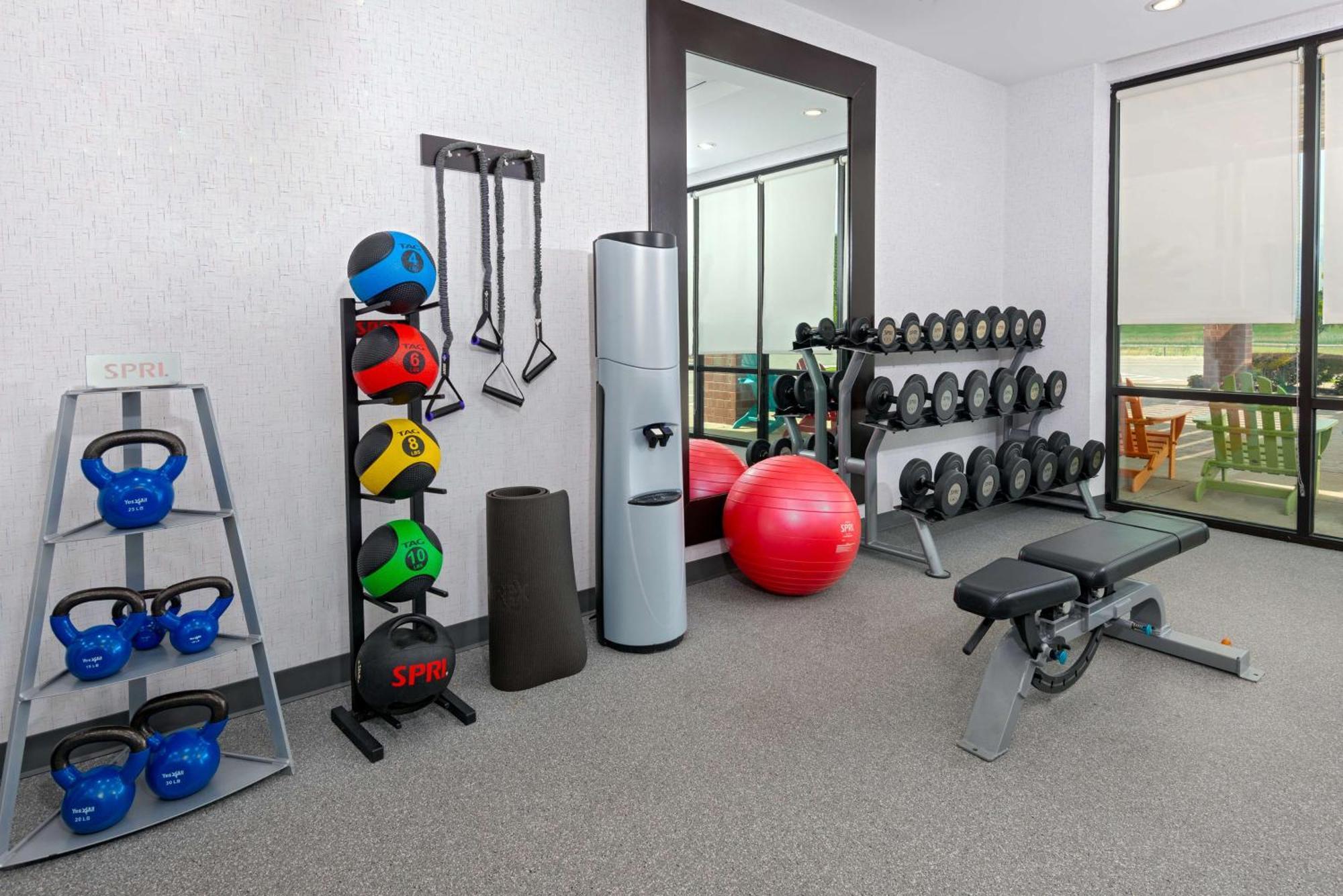 Home2 Suites By Hilton Buffalo Airport/ Galleria Mall Чиктовага Экстерьер фото