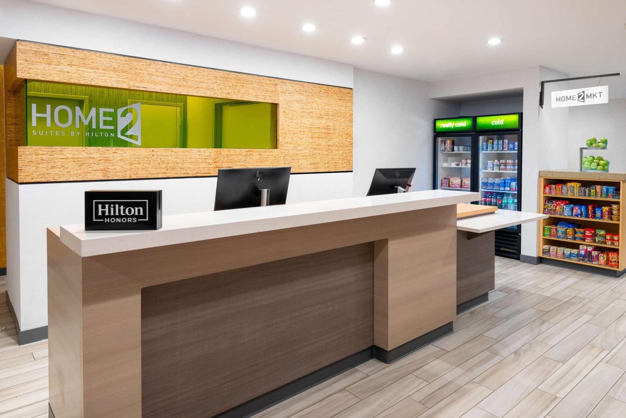Home2 Suites By Hilton Buffalo Airport/ Galleria Mall Чиктовага Экстерьер фото